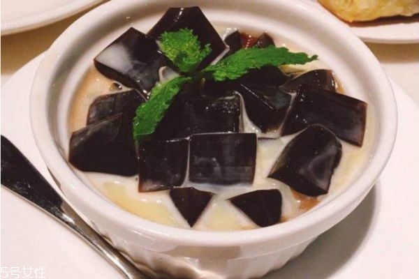 龜苓膏糖尿病人能吃嗎 糖尿病人如何吃龜苓膏 龜苓膏糖尿病人能吃嗎 糖尿病人如何吃龜苓膏