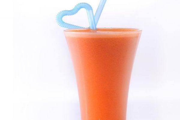 胡蘿卜汁對女性有什么好處 胡蘿卜汁美容方法 胡蘿卜汁對女性有什么好處 胡蘿卜汁美容方法