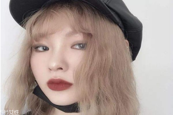 臟橘色頭發(fā)適合夏天嗎 臟橘色發(fā)色掉色后顏色 臟橘色頭發(fā)適合夏天嗎 臟橘色發(fā)色掉色后顏色