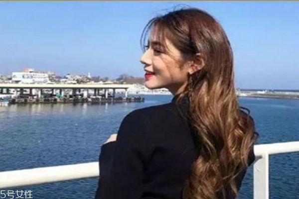 今年夏天最流行什么發(fā)型 2019ins流行發(fā)型 今年夏天最流行什么發(fā)型 2019ins流行發(fā)型