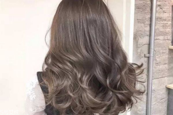 今年夏天最流行什么發(fā)型 2019ins流行發(fā)型 今年夏天最流行什么發(fā)型 2019ins流行發(fā)型