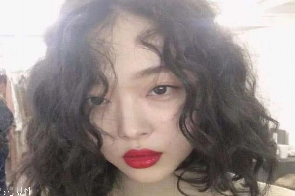 今年夏天最流行什么發(fā)型 2019ins流行發(fā)型 今年夏天最流行什么發(fā)型 2019ins流行發(fā)型