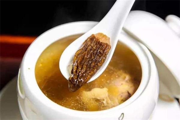 羊肚菌煲湯一般放幾顆 羊肚菌煲湯的做法 羊肚菌煲湯一般放幾顆 羊肚菌煲湯的做法