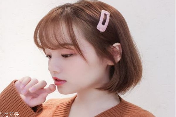 額頭窄適合什么劉海 額頭窄適合最佳發(fā)型 額頭窄適合什么劉海 額頭窄適合最佳發(fā)型