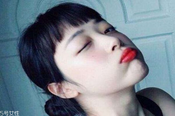 女生瓜子臉適合什么劉海 瓜子臉女生最佳劉海 女生瓜子臉適合什么劉海 瓜子臉女生最佳劉海