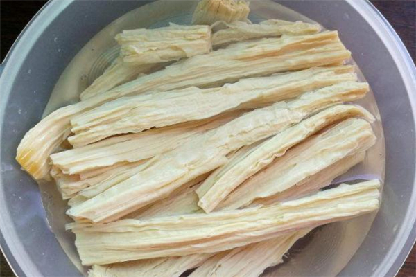 腐竹泡好后還需要煮嗎 腐竹不煮可以吃嗎 腐竹泡好后還需要煮嗎 腐竹不煮可以吃嗎