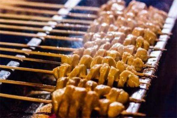 烤面筋可以經(jīng)常吃嗎 烤面筋有營養(yǎng)嗎 烤面筋可以經(jīng)常吃嗎 烤面筋有營養(yǎng)嗎