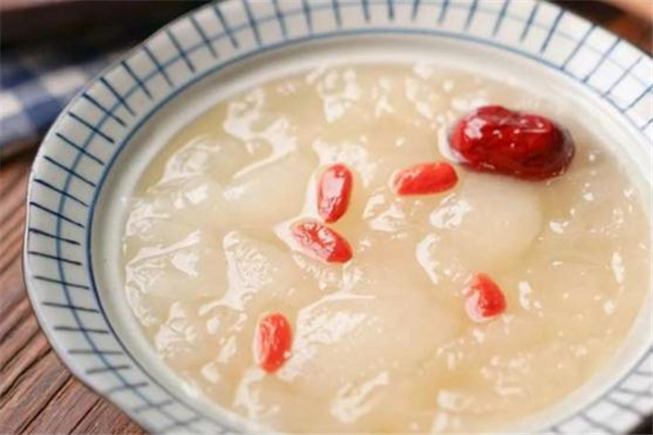 銀耳湯可以長(zhǎng)期喝嗎 銀耳湯喝多了有什么壞處 銀耳湯可以長(zhǎng)期喝嗎 銀耳湯喝多了有什么壞處