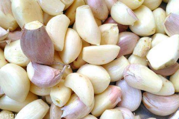大蒜有什么作用呢 吃大蒜有什么好處呢 大蒜有什么作用呢 吃大蒜有什么好處呢