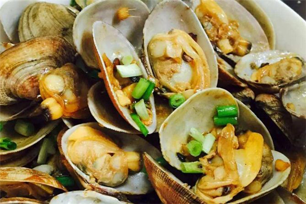 花甲不用鹽水泡會(huì)死嗎 花甲用鹽水泡多久開口 花甲不用鹽水泡會(huì)死嗎 花甲用鹽水泡多久開口