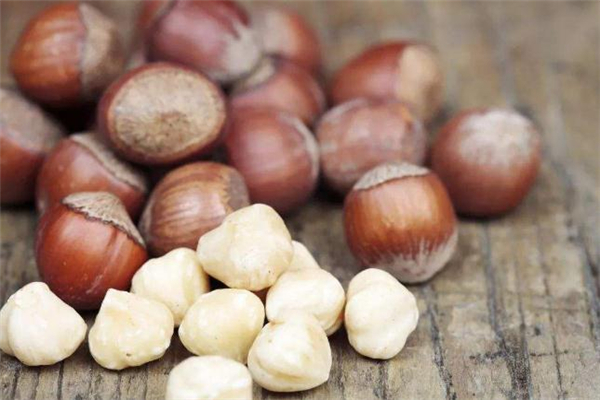 吃完榛子嗓子癢怎么辦 吃榛子為什么嗓子不舒服 吃完榛子嗓子癢怎么辦 吃榛子為什么嗓子不舒服