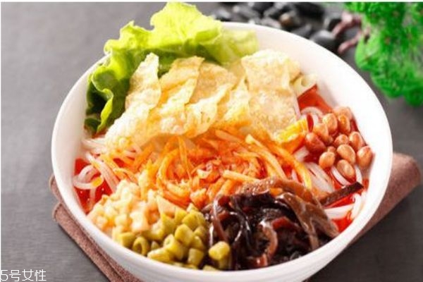 螺螄粉是用什么粉做的呢 螺螄粉是哪里的特產(chǎn)呢 螺螄粉是用什么粉做的呢 螺螄粉是哪里的特產(chǎn)呢