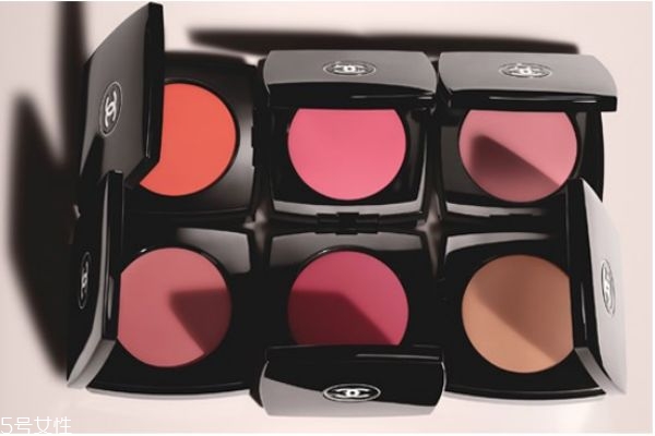 2019豬年限定彩妝產(chǎn)品哪款好 這些豬年限定款再不買就晚了 2019豬年限定彩妝產(chǎn)品哪款好 這些豬年限定款再不買就晚了