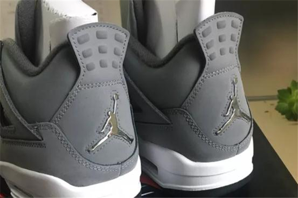 aj4 cool grey開箱測(cè)評(píng) aj4酷灰復(fù)刻開箱實(shí)物圖 aj4 cool grey開箱測(cè)評(píng) aj4酷灰復(fù)刻開箱實(shí)物圖
