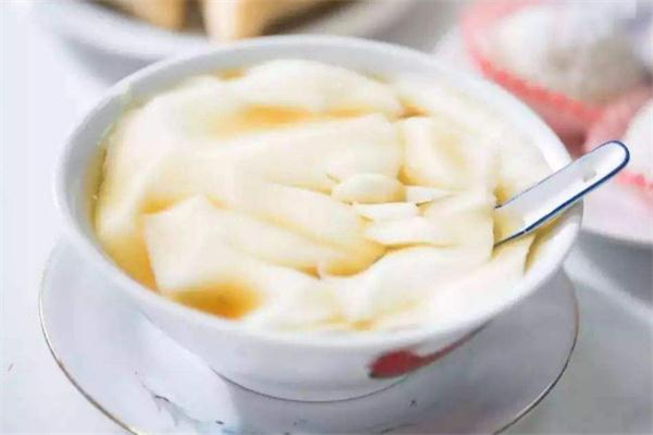 豆腐腦不能和什么一起吃 豆腐腦和什么一起吃好 豆腐腦不能和什么一起吃 豆腐腦和什么一起吃好