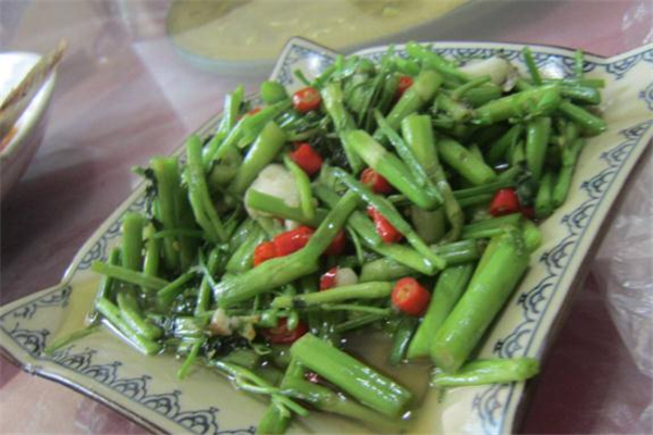 空心菜一天吃多少合適 空心菜可以經(jīng)常吃嗎 空心菜一天吃多少合適 空心菜可以經(jīng)常吃嗎