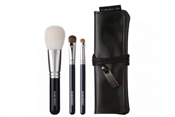 用刷子上散粉怎么避免刷痕 散粉刷使用注意事項(xiàng) 用刷子上散粉怎么避免刷痕 散粉刷使用注意事項(xiàng)