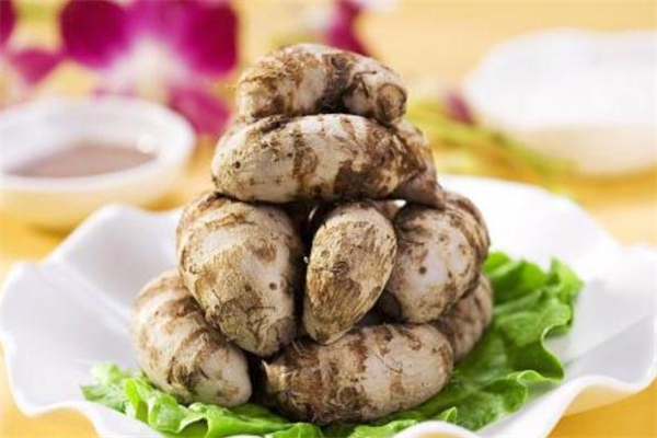 芋頭發(fā)霉了還能吃嗎 發(fā)霉的芋頭吃了會怎樣 芋頭發(fā)霉了還能吃嗎 發(fā)霉的芋頭吃了會怎樣