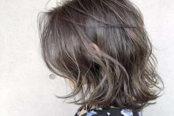 線條燙是什么樣子 線條燙發(fā)型圖片 線條燙是什么樣子 線條燙發(fā)型圖片