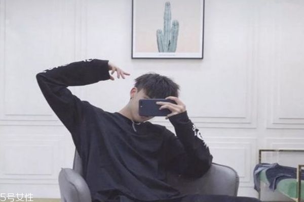 錫紙燙可以保持多久 什么樣的人適合錫紙燙 錫紙燙可以保持多久 什么樣的人適合錫紙燙