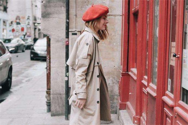 貝雷帽什么顏色顯氣質(zhì) 女生貝雷帽搭配圖片 貝雷帽什么顏色顯氣質(zhì) 女生貝雷帽搭配圖片