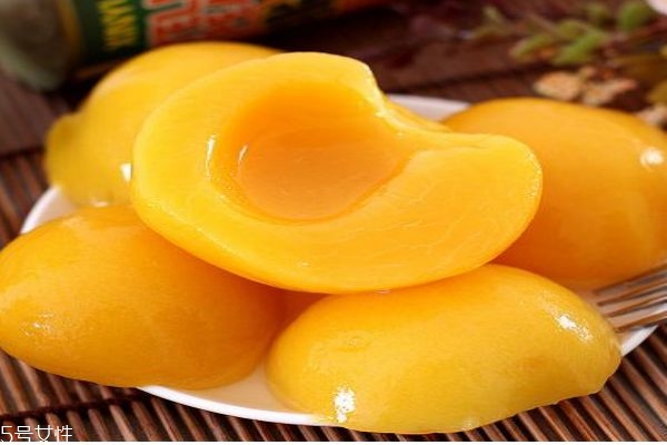 黃桃罐頭怎么做的呢 黃桃罐頭打開了可以放多久呢 黃桃罐頭怎么做的呢 黃桃罐頭打開了可以放多久呢