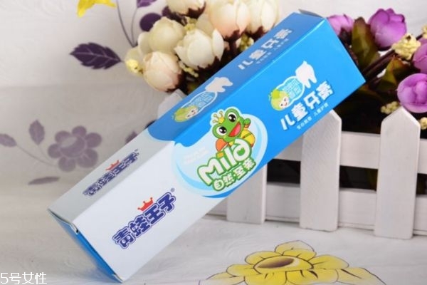 長期用不含氟牙膏好嗎 不含氟牙膏有什么好處 長期用不含氟牙膏好嗎 不含氟牙膏有什么好處