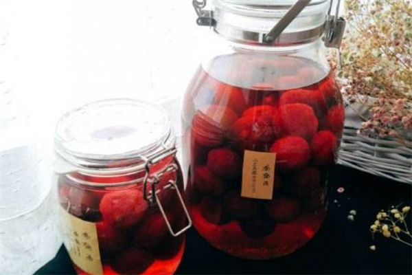 空腹能喝楊梅酒嗎 空腹喝楊梅酒能止瀉嗎 空腹能喝楊梅酒嗎 空腹喝楊梅酒能止瀉嗎