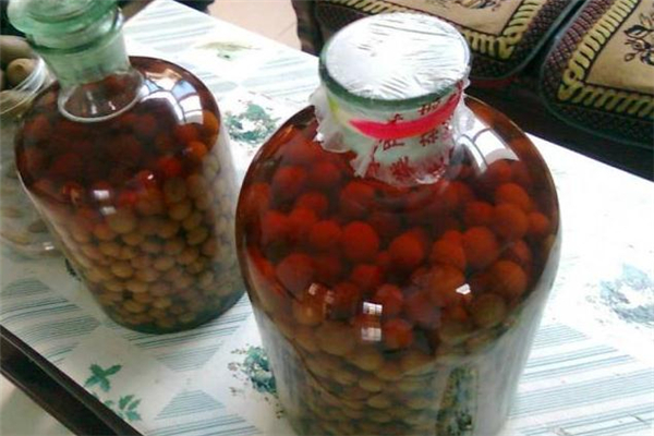 楊梅酒太酸了怎么辦 自制楊梅酒太酸了怎么處理 楊梅酒太酸了怎么辦 自制楊梅酒太酸了怎么處理