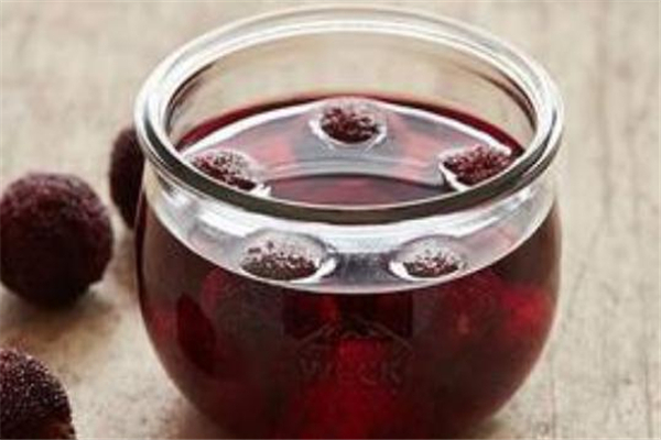 楊梅酒里面有蟲能喝嗎 楊梅酒里面有蟲怎么辦 楊梅酒里面有蟲能喝嗎 楊梅酒里面有蟲怎么辦