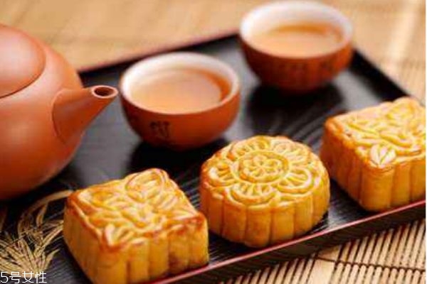 月餅皮是怎么做的呢 月餅皮是用什么做的呢 月餅皮是怎么做的呢 月餅皮是用什么做的呢