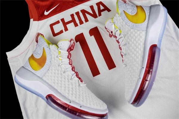 nike alphadunk開(kāi)箱測(cè)評(píng) 耐克alphadunk配置怎么樣 nike alphadunk開(kāi)箱測(cè)評(píng) 耐克alphadunk配置怎么樣