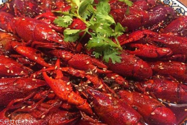 龍蝦節(jié)通常在什么時候呢 龍蝦節(jié)一般在什么地方舉行呢 龍蝦節(jié)通常在什么時候呢 龍蝦節(jié)一般在什么地方舉行呢