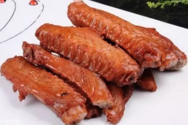 鴨翅有什么營養(yǎng)價值呢 鴨翅怎么做好吃呢 鴨翅有什么營養(yǎng)價值呢 鴨翅怎么做好吃呢