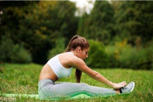 健身先做有氧訓(xùn)練還是無(wú)氧訓(xùn)練 減肥做有氧還是無(wú)氧 健身先做有氧訓(xùn)練還是無(wú)氧訓(xùn)練 減肥做有氧還是無(wú)氧