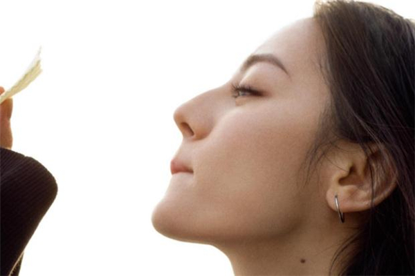 玻尿酸豐耳垂會拴塞嗎 玻尿酸豐耳垂有危險嗎 玻尿酸豐耳垂會拴塞嗎 玻尿酸豐耳垂有危險嗎