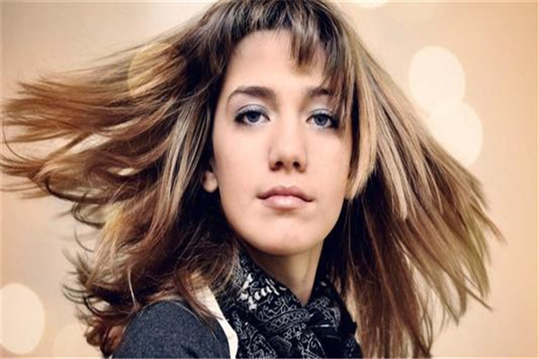 發(fā)際線后移擦生姜行嗎 發(fā)際線后移基本長(zhǎng)不出來(lái) 發(fā)際線后移擦生姜行嗎 發(fā)際線后移基本長(zhǎng)不出來(lái)