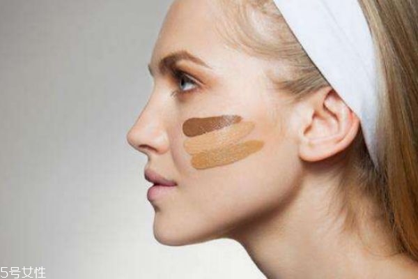 怎么用手涂粉底液 粉底液用手涂教程 怎么用手涂粉底液 粉底液用手涂教程