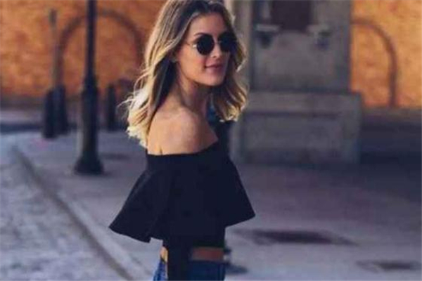 一字領適合什么臉型 一字領適合圓臉嗎 一字領適合什么臉型 一字領適合圓臉嗎