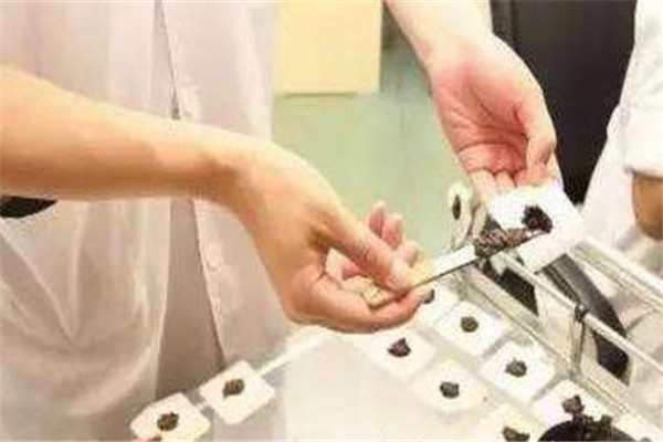 三伏貼起泡是什么原因 三伏貼起泡好還是不好 三伏貼起泡是什么原因 三伏貼起泡好還是不好