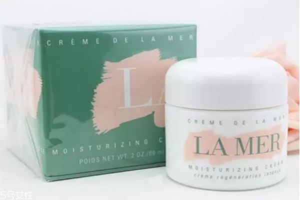 乳液和面霜哪個(gè)適合痘痘肌 適合痘痘肌的護(hù)膚品 乳液和面霜哪個(gè)適合痘痘肌 適合痘痘肌的護(hù)膚品