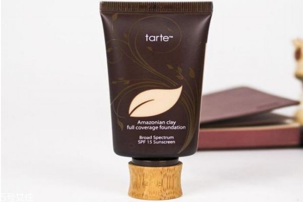 油性皮膚適合的粉底 這幾款粉底最適合油皮 油性皮膚適合的粉底 這幾款粉底最適合油皮