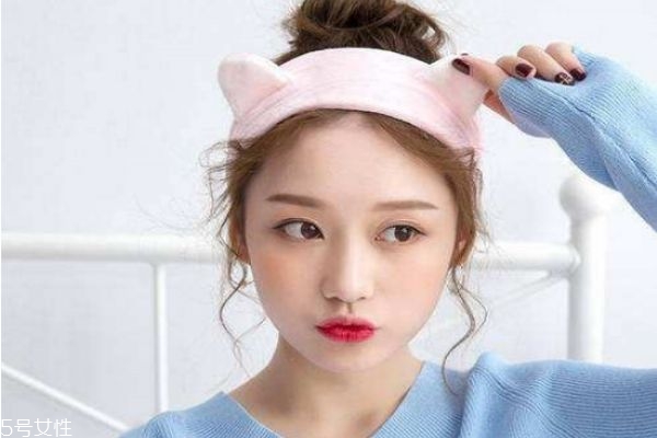 怎樣能使皮膚白嫩細(xì)膩 使皮膚變白嫩細(xì)膩的方法 怎樣能使皮膚白嫩細(xì)膩 使皮膚變白嫩細(xì)膩的方法