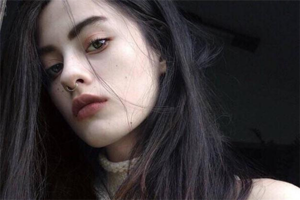 3d顴骨旋轉(zhuǎn)術(shù)會(huì)下垂嗎 3d顴骨旋轉(zhuǎn)術(shù)后遺癥 3d顴骨旋轉(zhuǎn)術(shù)會(huì)下垂嗎 3d顴骨旋轉(zhuǎn)術(shù)后遺癥