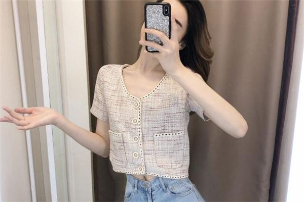 夏季小香風怎么搭配 夏日小香風穿搭圖片 夏季小香風怎么搭配 夏日小香風穿搭圖片