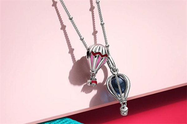 潘多拉熱氣球項(xiàng)鏈多少錢(qián) 潘多拉熱氣球吊墜價(jià)格 潘多拉熱氣球項(xiàng)鏈多少錢(qián) 潘多拉熱氣球吊墜價(jià)格