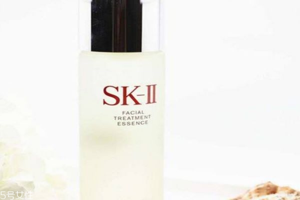 sk2神仙水含有什么物質(zhì)呢 sk2神仙水有什么作用呢 sk2神仙水含有什么物質(zhì)呢 sk2神仙水有什么作用呢