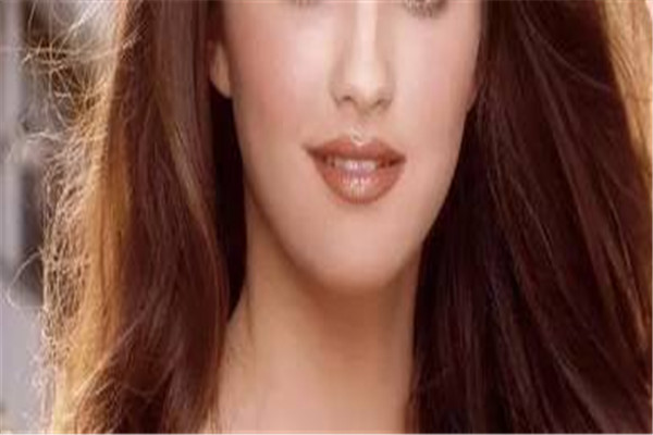 鼻子脫皮撕下來紅紅的怎么辦 鼻子巧妙護理 鼻子脫皮撕下來紅紅的怎么辦 鼻子巧妙護理