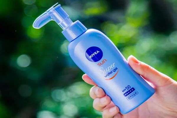 學生性價比高的防曬霜 學生黨必備防曬霜