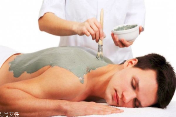 身體乳男生可以用嗎 男士身體乳推薦 身體乳男生可以用嗎 男士身體乳推薦